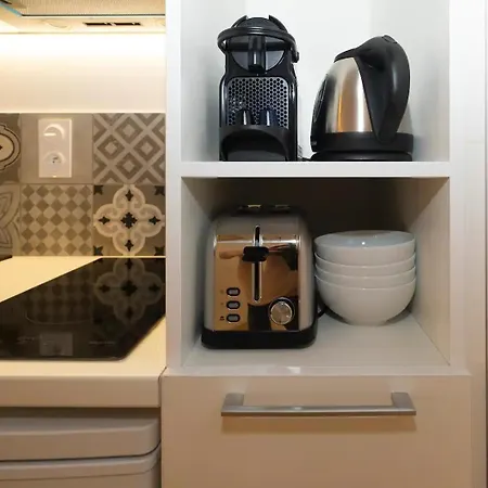 Design Vieux Port Equipe Climatise Апартаменты