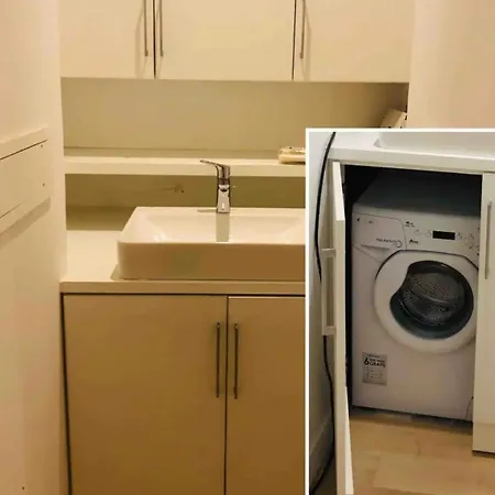 Design Vieux Port Equipe Climatise *