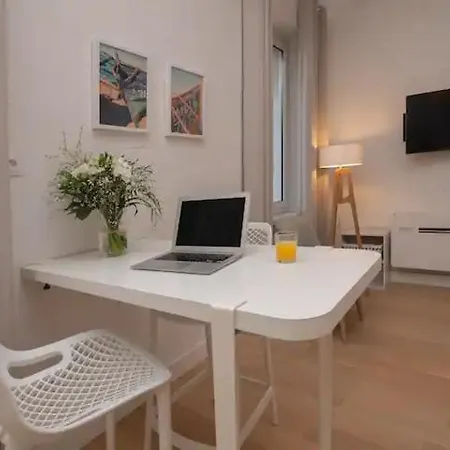 Design Vieux Port Equipe Climatise * Марсель